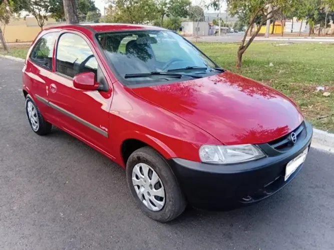 Chevrolet Celta 1.0/super/n.piq.1.0 MPFI VHC 8V 3P 2004