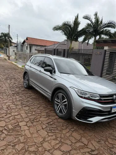 Volkswagen Tiguan Allspac R-line 300 TSI 2.0 2024