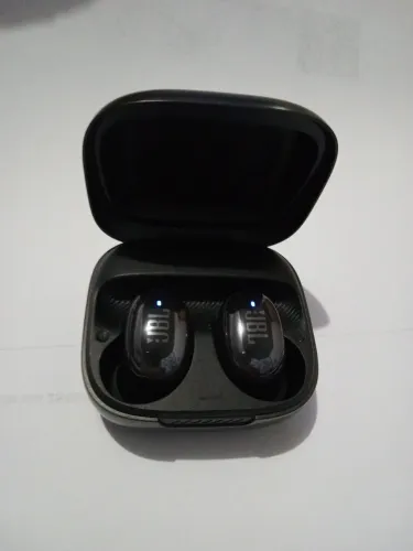 Fone JBL Live Free 2