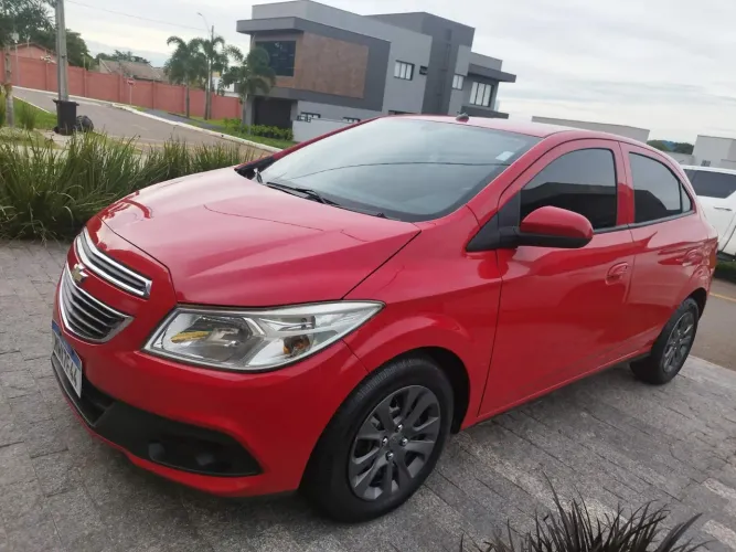 Chevrolet Onix Hatch LT 1.0 8V Flex Power Mec. 4P 2013