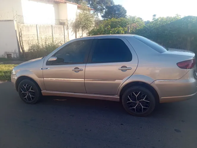 Fiat Siena ELX 1.4 MPI Fire Flex 8V 4P 2010