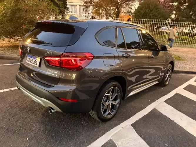 BMW X1 Sdrive 20I X-line 2.0 TB Active Flex 2018