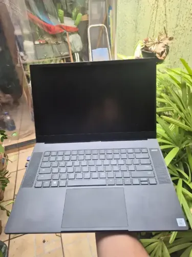 Razer blade 15 Advanced 2020 - RTX 2080 FHD 300Hz