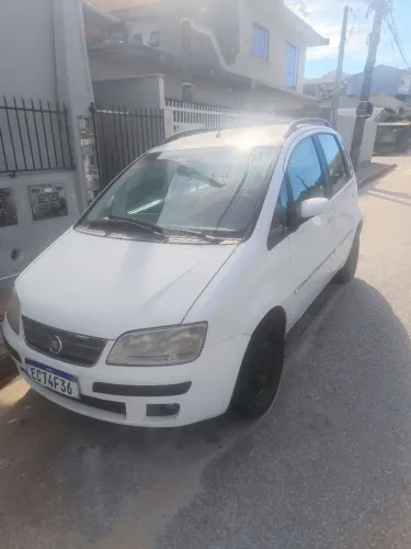 Fiat Idea HLX 1.8 MPI Flex 8V 5P 2010
