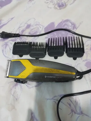 Máquina de corta cabelos 