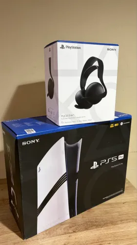 PlayStation 5 Pro + Drive de Disco + Pulse Elite