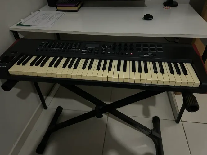 Novation impulse 61 