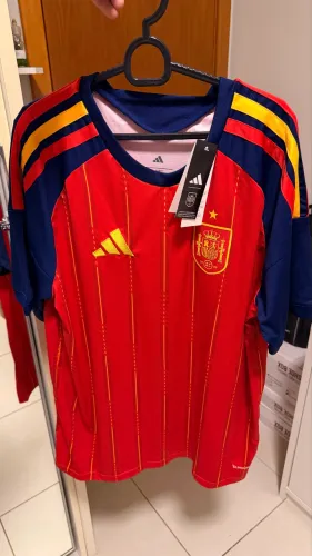 Camiseta Espanha 2026 tamanho GG