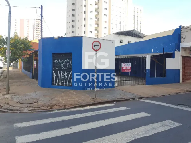 Estacionamento para locação no Centro de Ribeirão Preto com área total de 540m² ,sendo a á