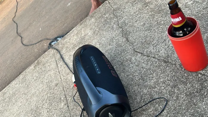 Caixa de som bombox 3 marca aiwa