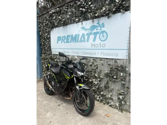 Kawasaki Z400 2023