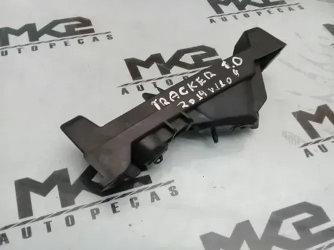 Guia Parachoque Trá Direito Chevrolet Tracker 2014 V1109