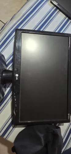 Monitor LG 22" +Adaptador VGA/HDMI