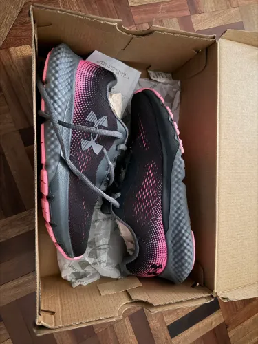 Tênis Under Armour Charged Rogue 4 Feminino - Novo na Caixa - Nº 33,5