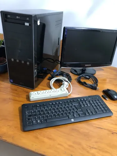 Computador PC + Monitor + Teclado e Mouse USB