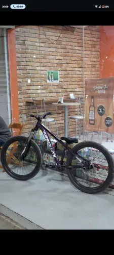 Bike Absolute Roxa Aro 29 em Ótimo Estado!