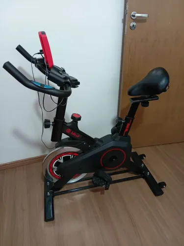 BICICLETA ERGOMETRICA. NOVA. CONSERVADO.