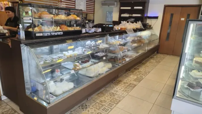 Conjunto de balcão/vitrine de padaria + caixa + gondola + estufa pequena de salgados