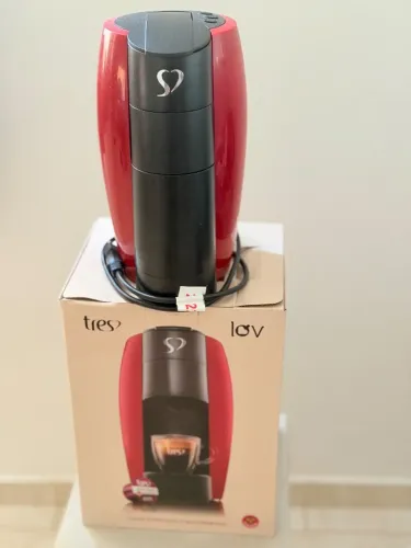 Vendo Cafeteira 3 corações