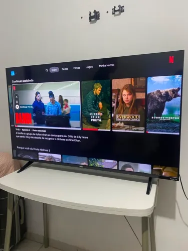 Tv smart 4k 50 polegadas nova