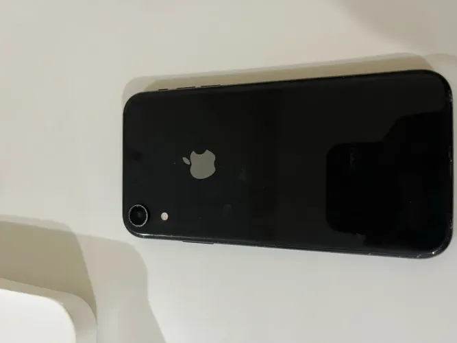 iPhone XR USADO