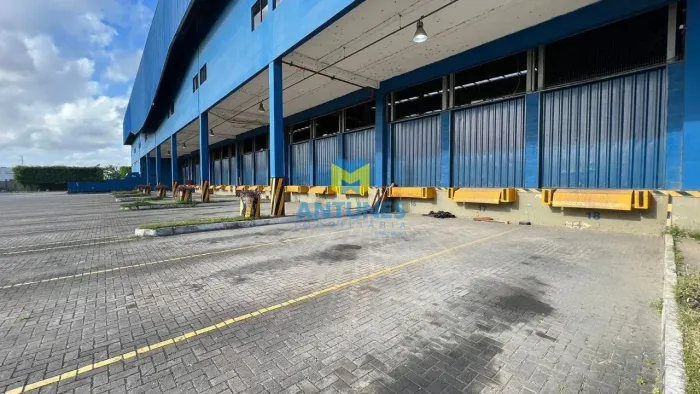 Alugue em Prazeres, galpão Condomínio 1.669m² BR-101, com doca e pátio