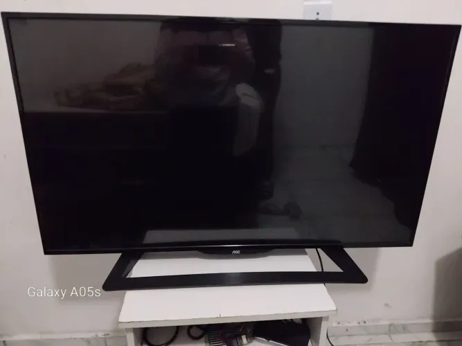 Tv 43 polegadas não é Smart