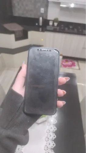 Vendo iPhone 12 64GB em boas condições