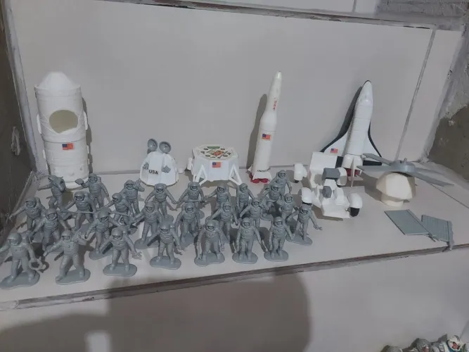 Brinquedo espacial 