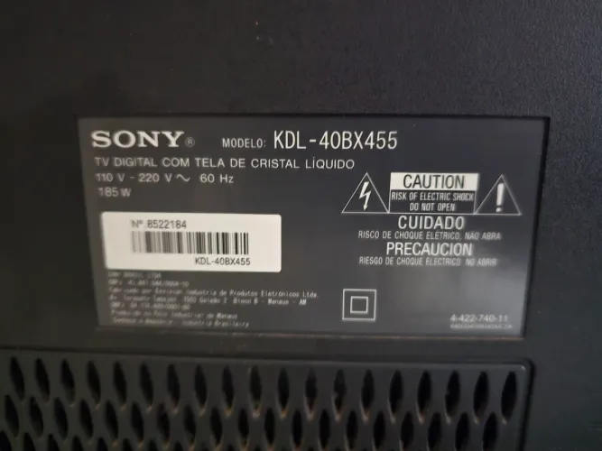 TV Sony Bravia KDL 40 pol. FullHD em ótimo estado