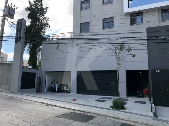 Salão Comercial 400 m² para Locação ao lado do Metrô Parada Inglesa