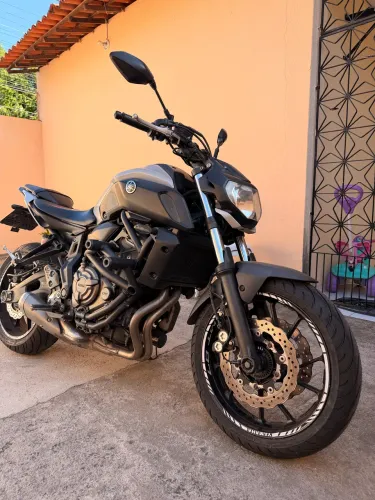 MT-07 revisada