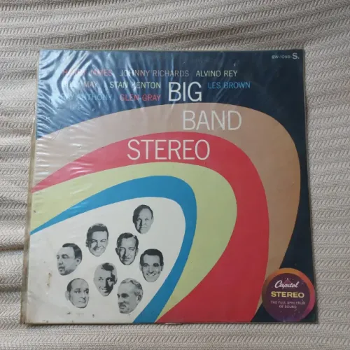 Vinil Big Band Stereo Capitol Records SW-1055 Harry James Stan Kenton Billy May - Lacrado