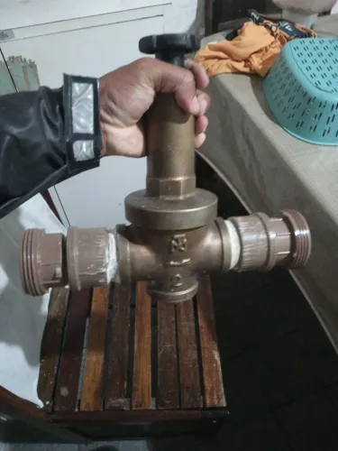 Peça hidráulica