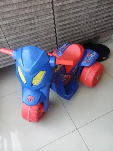 Moto Elétrica Infantil - Bandeirante Homem-aranha