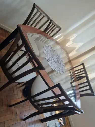 Mesa de Jantar com 6 cadeiras