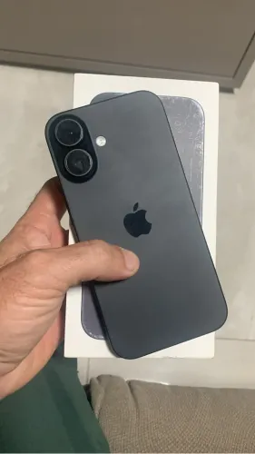 iPhone 16 128Gb Preto Zero