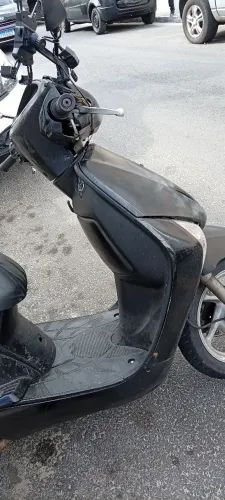 Scooter Lead 110 - Moto