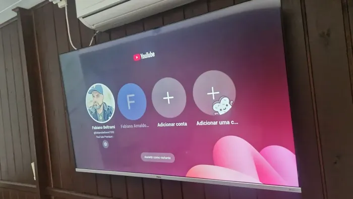 Tv 58p philco 4k retirada no local, não aceito troca mediante a sinal interessados.