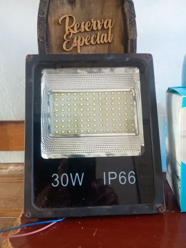 Lâmpada LED e Refletor 