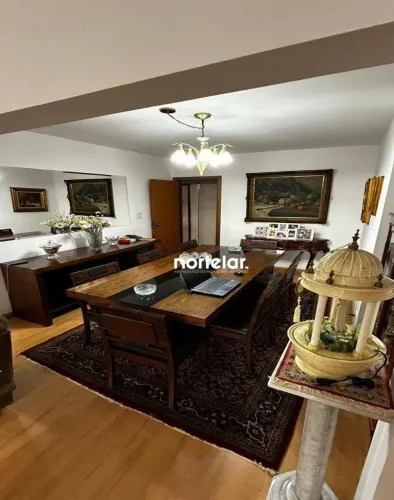 Apto Alto Padrão | 136 m2 | 3 Dormitórios (Suíte Master c/ Banheira) | Condomínio Clube Il