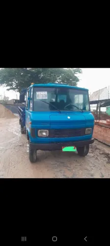 Vendo Mercedes Bens 608 D