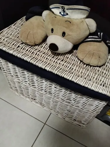 Vende-se baú infantil de vime 