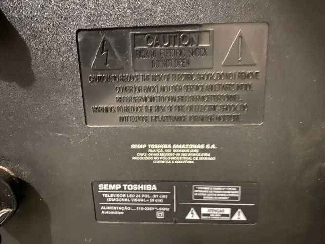 Não é smart vendo tv 32 polegadas 