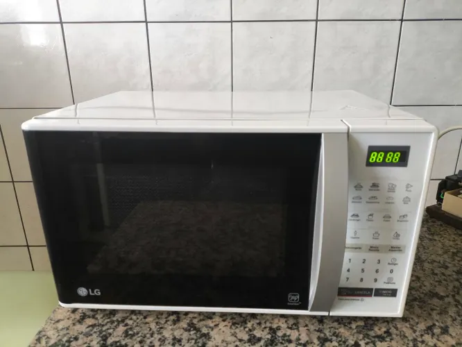 Microondas LG 30l. 127v.