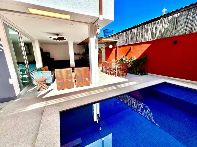 Casa para Locação na Praia de Juquehy em condomínio fechado