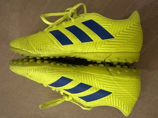 Chuteira Adidas Society - TAM 39 BR