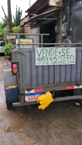 Vender uma carrocinha reboque um eixo medido 180 por 110
