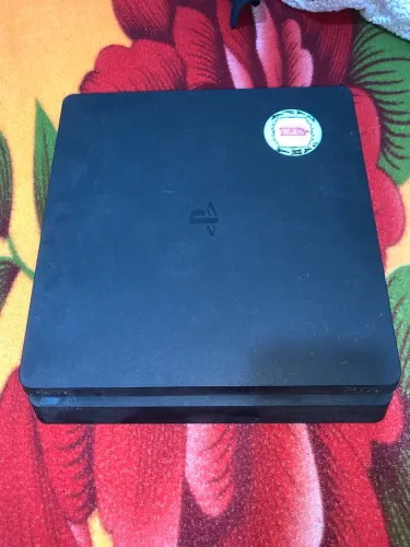 PS4 SLIM COM DEFEITO NA FONTE