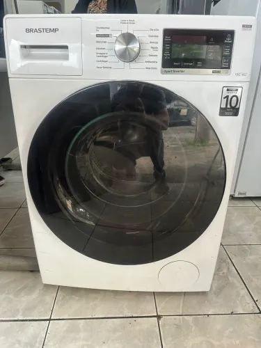 Lava e seca Brastemp 11kgs 127v NOVA com avarias
